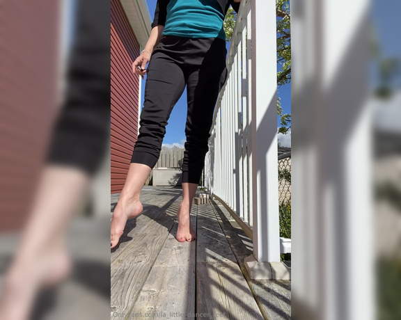 Lezlyan aka la_little_dancer_feet OnlyFans - Here’s a little teasing, stretching, and stomping before I head out on a scenic drive today