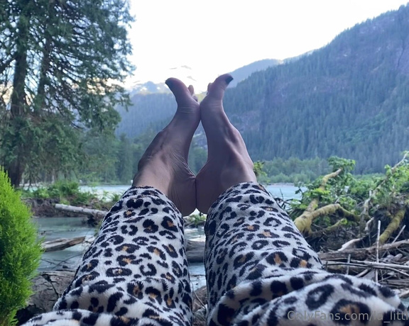 Lezlyan aka la_little_dancer_feet OnlyFans - Come join me by the riverside and sink yourself into the sights and sounds of this