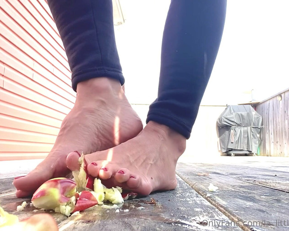 Lezlyan aka la_little_dancer_feet OnlyFans - FULL VIDEO The apples are falling off the trees in the neighbours yard There’s