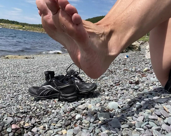 Lezlyan aka la_little_dancer_feet OnlyFans - Damn the Atlantic Ocean is COLD I am certainly going to heat it up today