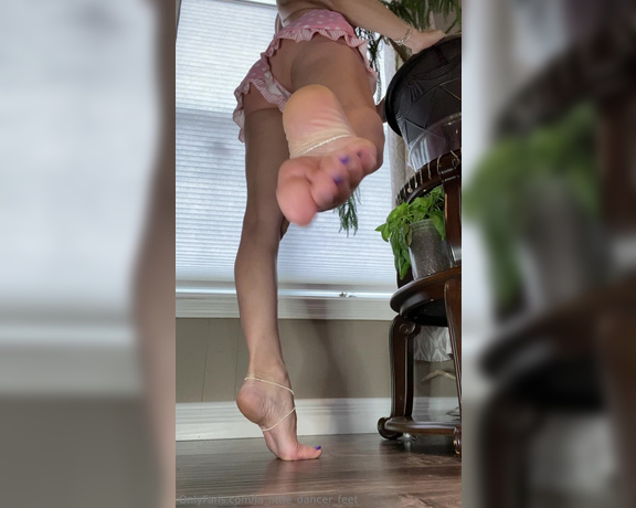 Lezlyan aka la_little_dancer_feet OnlyFans - Imagine this youre lying on the ground and just staring up at my legs Theyre