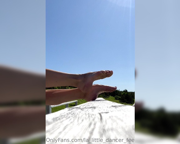 Lezlyan aka la_little_dancer_feet OnlyFans - On my hike, I stopped to do some light stretching and whale watching And, of course,