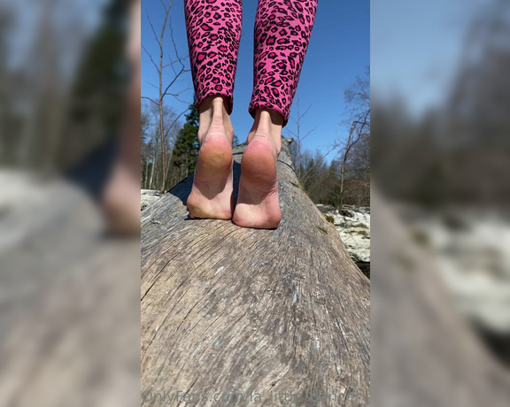 Lezlyan aka la_little_dancer_feet OnlyFans - I went to the river today Finally the weather was a little warmer today and