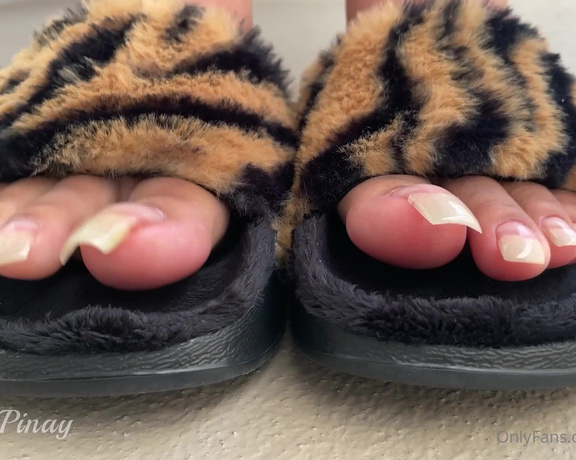 Little Pinay aka little_pinay OnlyFans - Nude toes JOI for my boys 457