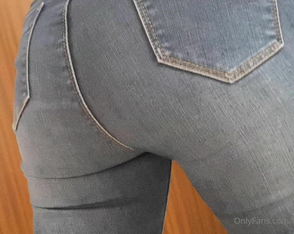 Goddess Natalie aka goddessnatalie OnlyFans - My ass in dark blue jeans makes you wanna get that face smothered so bad, doesnt