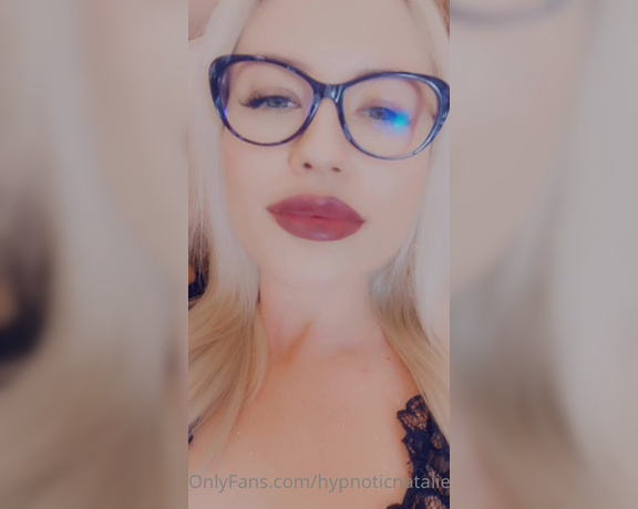 Goddess Natalie aka goddessnatalie OnlyFans - New lips!