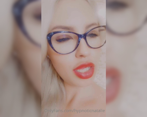 Goddess Natalie aka goddessnatalie OnlyFans - Lips to die for!