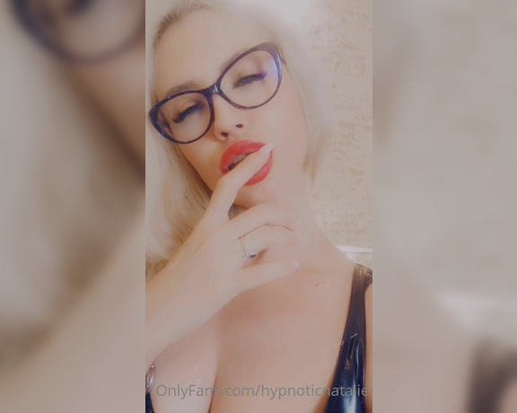 Goddess Natalie aka goddessnatalie OnlyFans - Lips to die for!