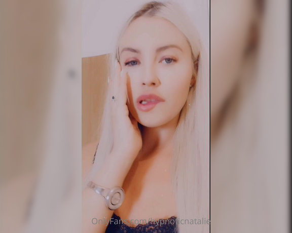 Goddess Natalie aka goddessnatalie OnlyFans - Lips and eyes that mesmerize!