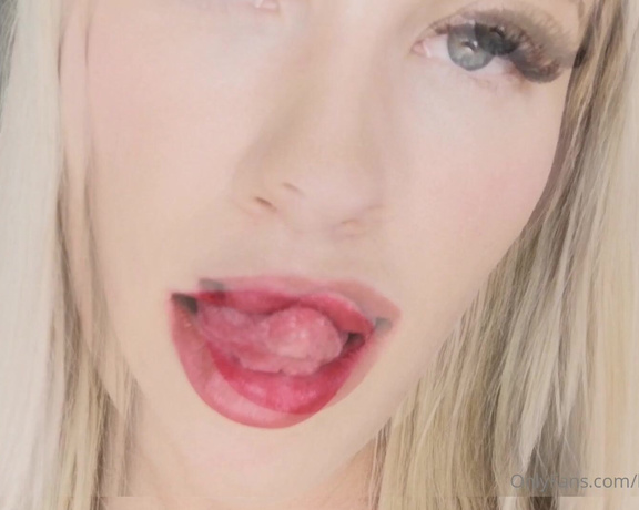 Goddess Natalie aka goddessnatalie OnlyFans - Lip addiction mindfuck