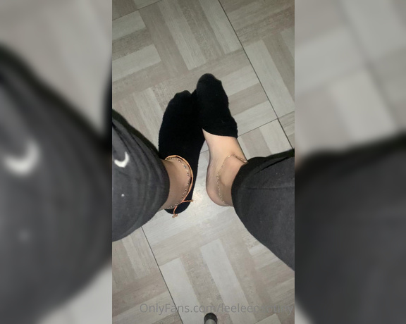 Leelee Feet aka leeleeosotiny OnlyFans Video 3553