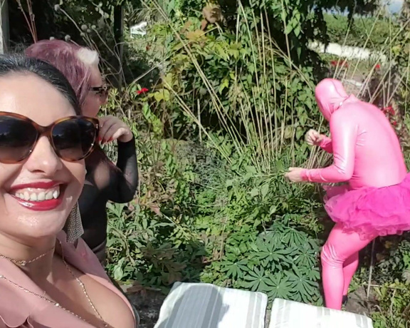 House of Sinn aka houseofsinn OnlyFans - #BehindTheScenes with @avavonmedisin at the Femdom Retreat 2018 We were about to do some play with