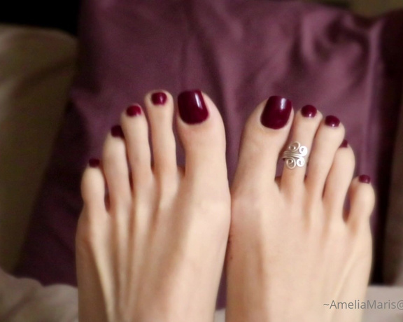 Amelia Maris aka ameliamaris OnlyFans - Im so in love with my feet!! My toes and arch from my POV