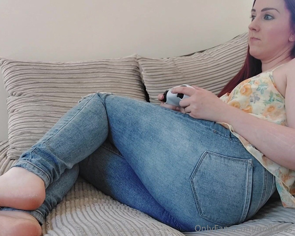 Goddess Peach aka goddess_peach_official OnlyFans - Nothing better than a chilled gaming afternoon Wellmaybe a few farts added in too