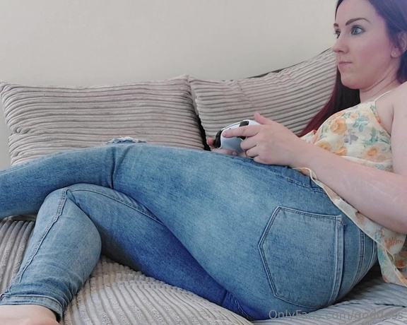 Goddess Peach aka goddess_peach_official OnlyFans - Nothing better than a chilled gaming afternoon Wellmaybe a few farts added in too