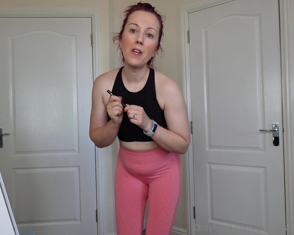 Goddess Peach aka goddess_peach_official OnlyFans - What to do when the farts have unexpectedly brewed Grab the camera, keep farting and carry