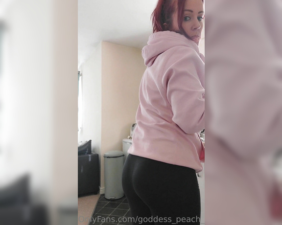 Goddess Peach aka goddess_peach_official OnlyFans - Good news, my lovely fart fans! The diet is over and Im well and truly