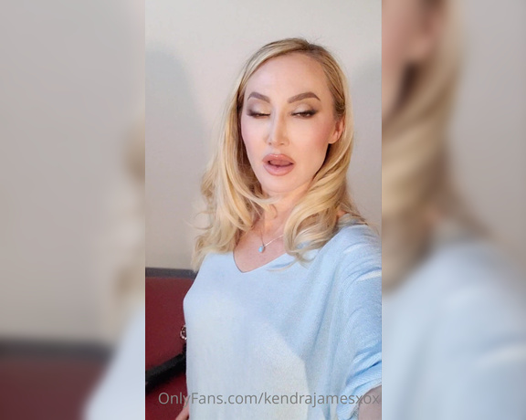 Kendra James aka kendrajamesvip OnlyFans - Post smut creation dinner time!