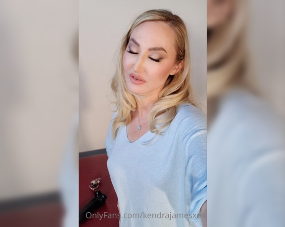 Kendra James aka kendrajamesvip OnlyFans - Post smut creation dinner time!