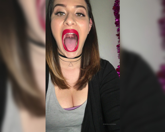 Mila P aka milaap OnlyFans - I’ve got a pretty pink uvula, in case you didn’t know Every mouth fetishists happy place