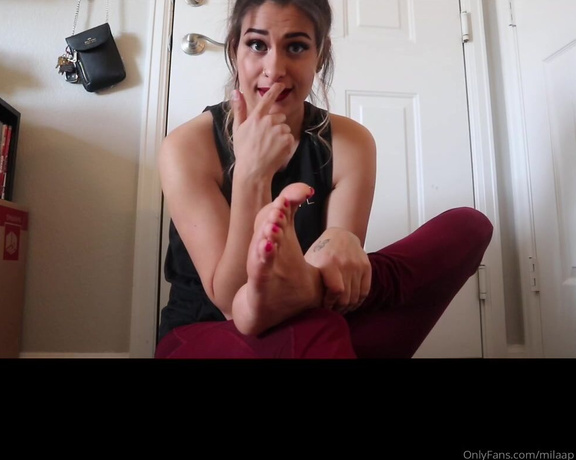 Mila P aka milaap OnlyFans - After Gym Feet You and I both know that my sweaty, stinky feet make you