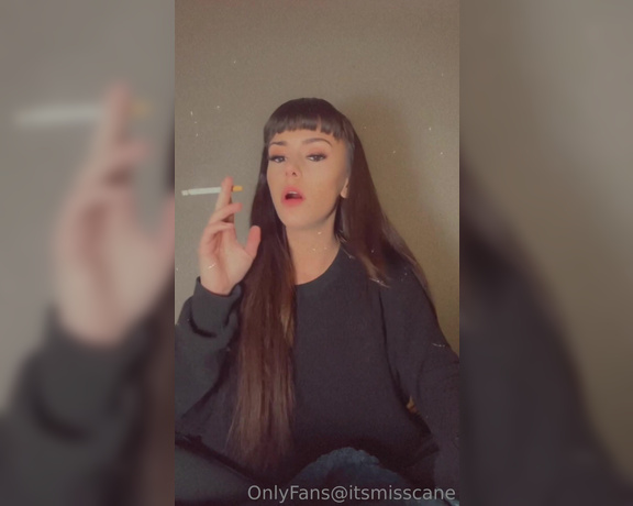 Miss Cane aka itsmisscane OnlyFans - Song and smoke