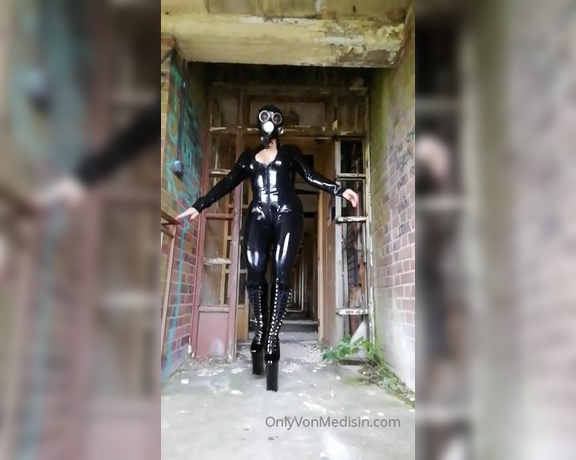 Mistress Ava Von Medisin aka avavonmedisin OnlyFans - My filming today brought this #Exclusively to you all #GasMask #Spitting #Latex