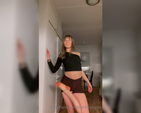 GoddessBast aka goddessbastet OnlyFans - Dancing with my shadows