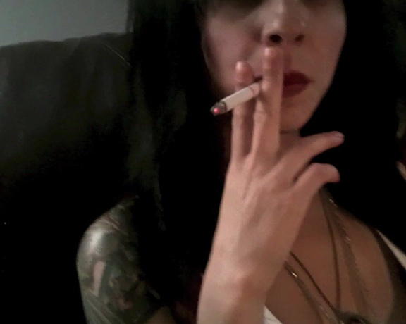 ManyVids - Dani Lynn - Smoking on Leather Couch