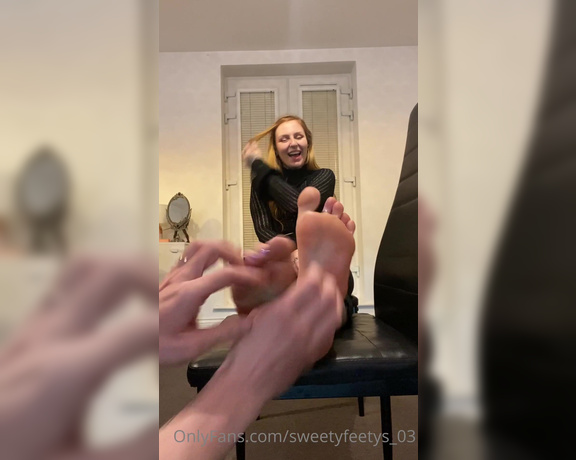 Sweetyfeetys_03 Onlyfans - I know you love seeing those feet moving when you tickle me …