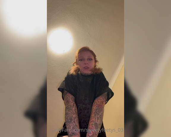 Sweetyfeetys_03 Onlyfans - GIANTESS POV CRUSH You sneaked into her house thinking she won’t notice you  Unfortunately she