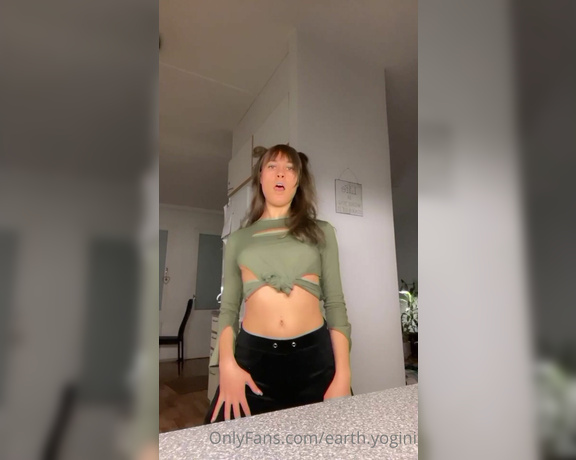 GoddessBast aka goddessbastet OnlyFans - Im so weird but thats why you love