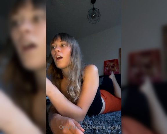 GoddessBast aka goddessbastet OnlyFans - Me singing haha