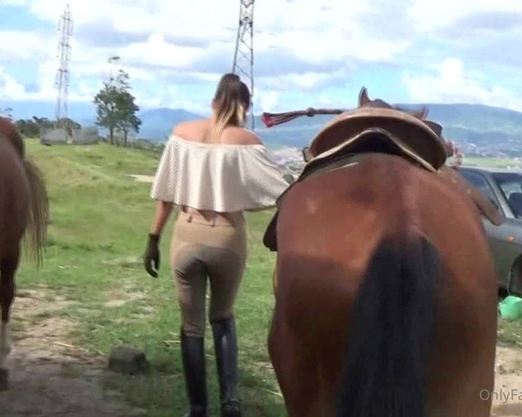 Gerald Hrfan aka ghrfan OnlyFans - The moments before the ride The Goddess is walking with her horse One can admire The