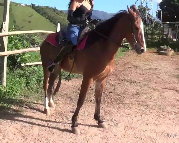 Gerald Hrfan aka ghrfan OnlyFans - Remembering my riding muse the sublime Ama K in one of her sexiest rides on Peribeco