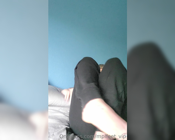 Mplfeet_VIP aka mplfeet_vip OnlyFans - Im cold