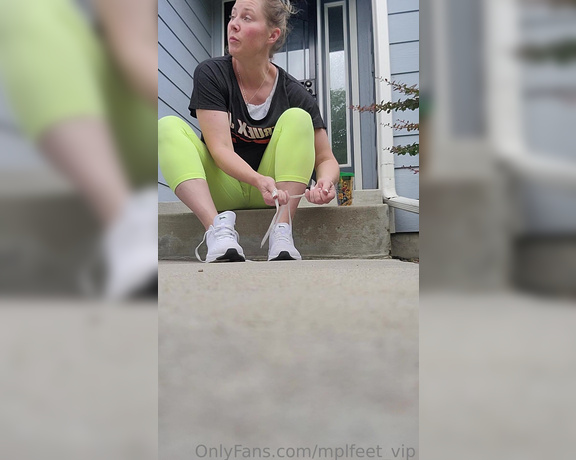 Mplfeet_VIP aka mplfeet_vip OnlyFans - Mom life