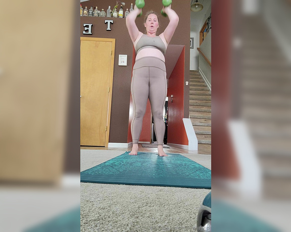 Mplfeet_VIP aka mplfeet_vip OnlyFans - I work out a lot Everyone hates burpees and anything like it but at LEAST with