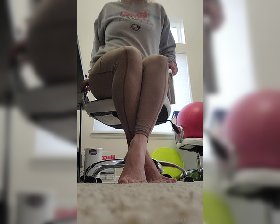 Mplfeet_VIP aka mplfeet_vip OnlyFans - Tantalizing you with my tooties!