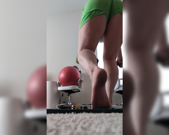 Mplfeet_VIP aka mplfeet_vip OnlyFans - Just a little workout clips