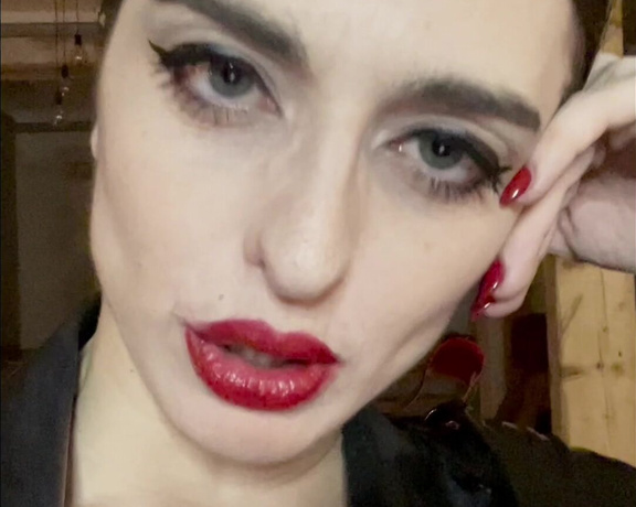 Mistress Bella Lugosi aka missbellalugosi OnlyFans - Femdom re programming POV accept the fact that you are totally and utterly unspectacular you arent