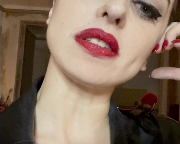 Mistress Bella Lugosi aka missbellalugosi OnlyFans - Femdom re programming POV accept the fact that you are totally and utterly unspectacular you arent