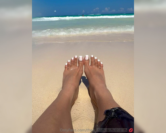 Thee Celeste aka thee_celeste OnlyFans - Toesday by the beach Feeling very much in my element basking under the sun and