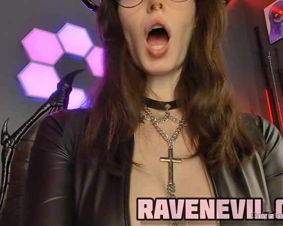 Goddess Raven Evil aka evilraven OnlyFans Video 1939