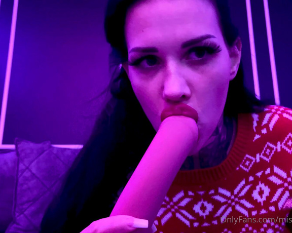 Miss Alessa Milano aka missalessamilano OnlyFans - 2nd Advent Please take giant Didlo show your fan blowjob and breast show 2 Advent Bitte