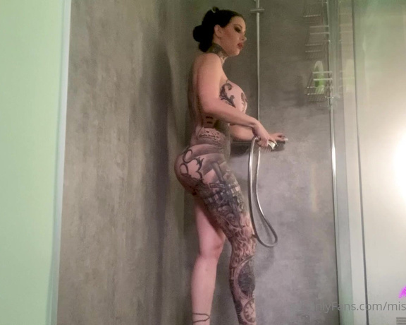 Miss Alessa Milano aka missalessamilano OnlyFans - Full tattoo under shower Now you see with my new tattoo I love it under shower