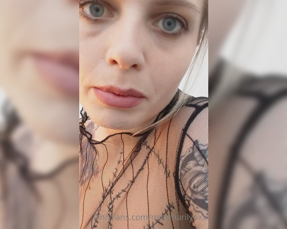 Miss Marilyn aka missmarilynxx OnlyFans - Hello old friends Its me, Miss Marilyn Have some sexy ASMR goodness to get you