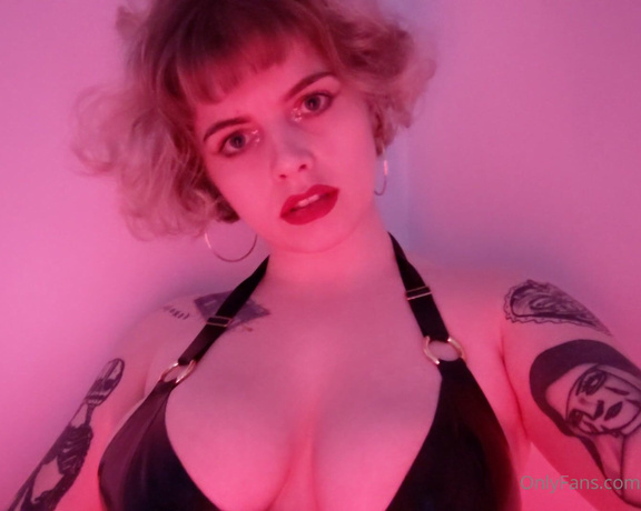 Miss Marilyn aka missmarilynxx OnlyFans - Are you mine