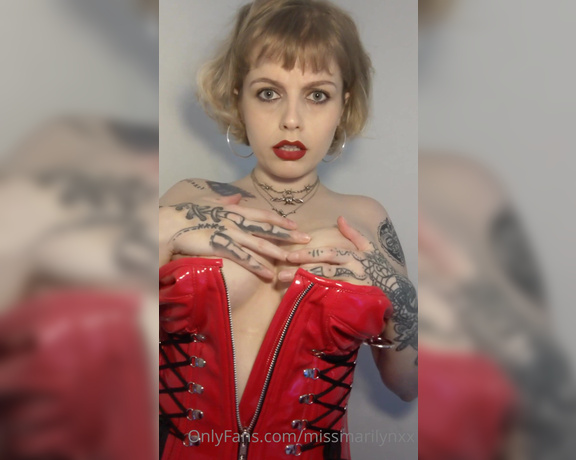 Miss Marilyn aka missmarilynxx OnlyFans - Mummy needs some special attention