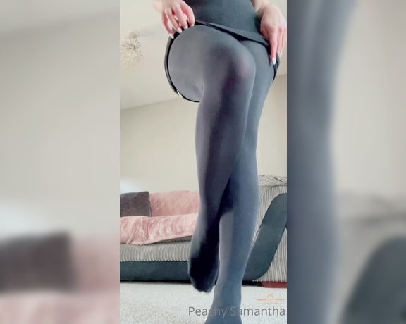 Peachy Samantha aka peachysamantha OnlyFans - Do you like spying on